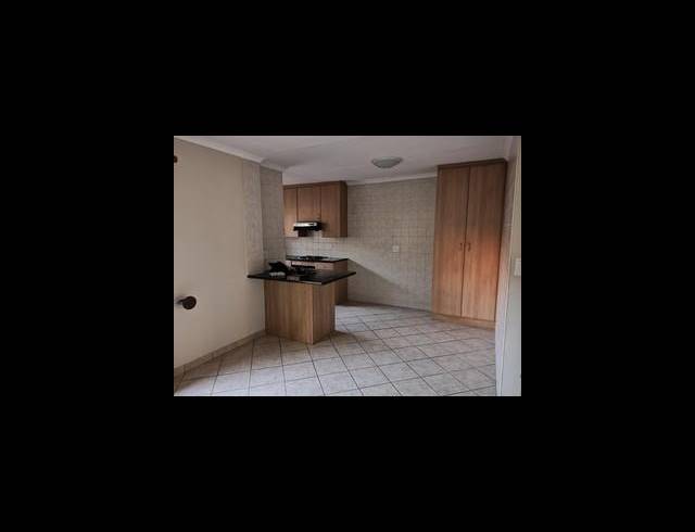 3 BEDROOM SIMPLEX TO LET IN THE WILDS